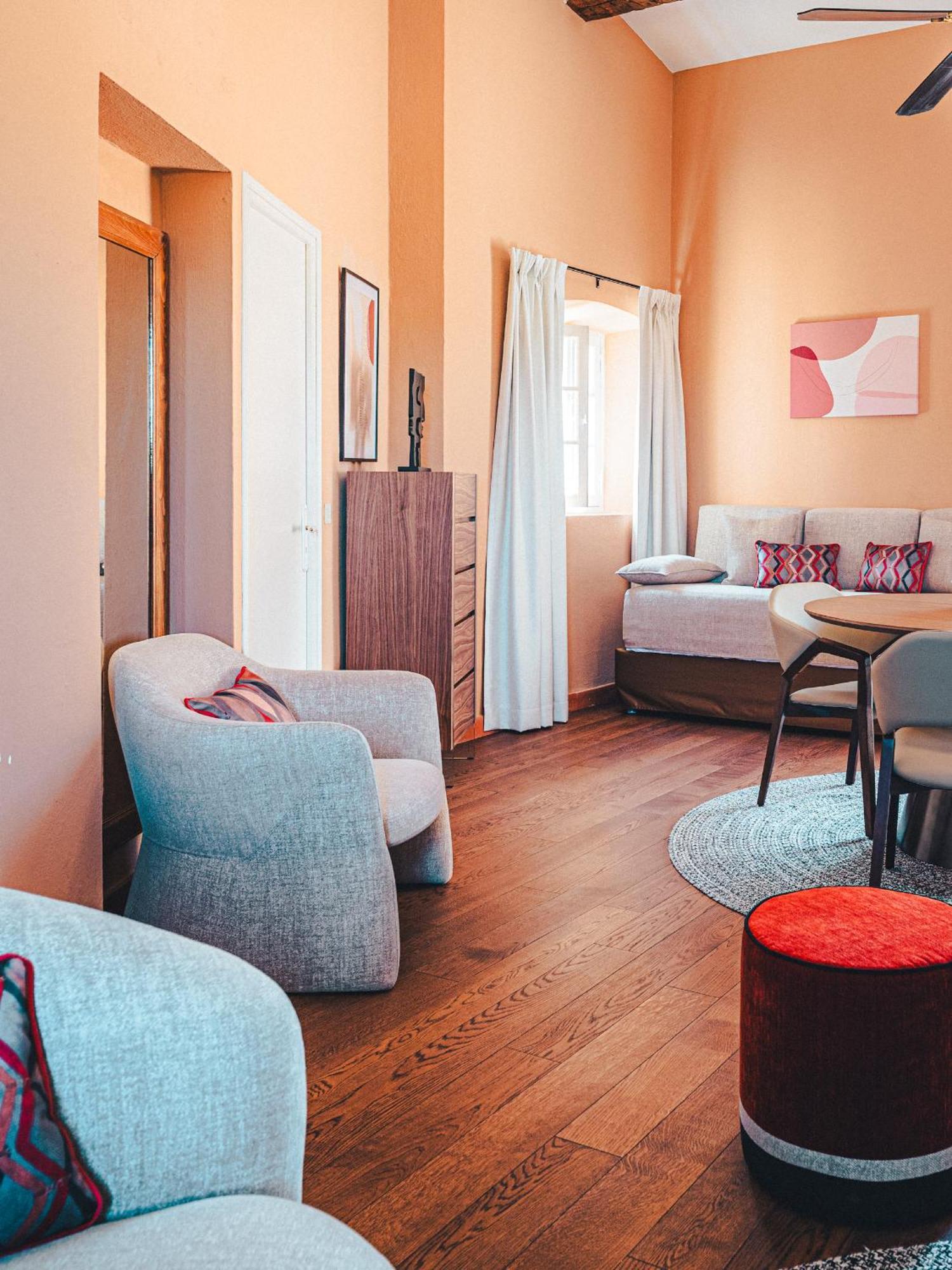 Hotel La Mandarine Saint-Tropez Exterior photo